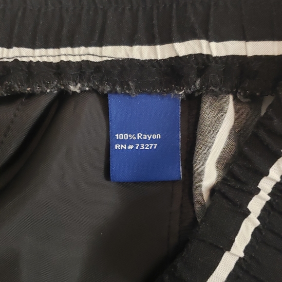 Women's Apt. 9® Challis Shorts - Picture 5 of 9